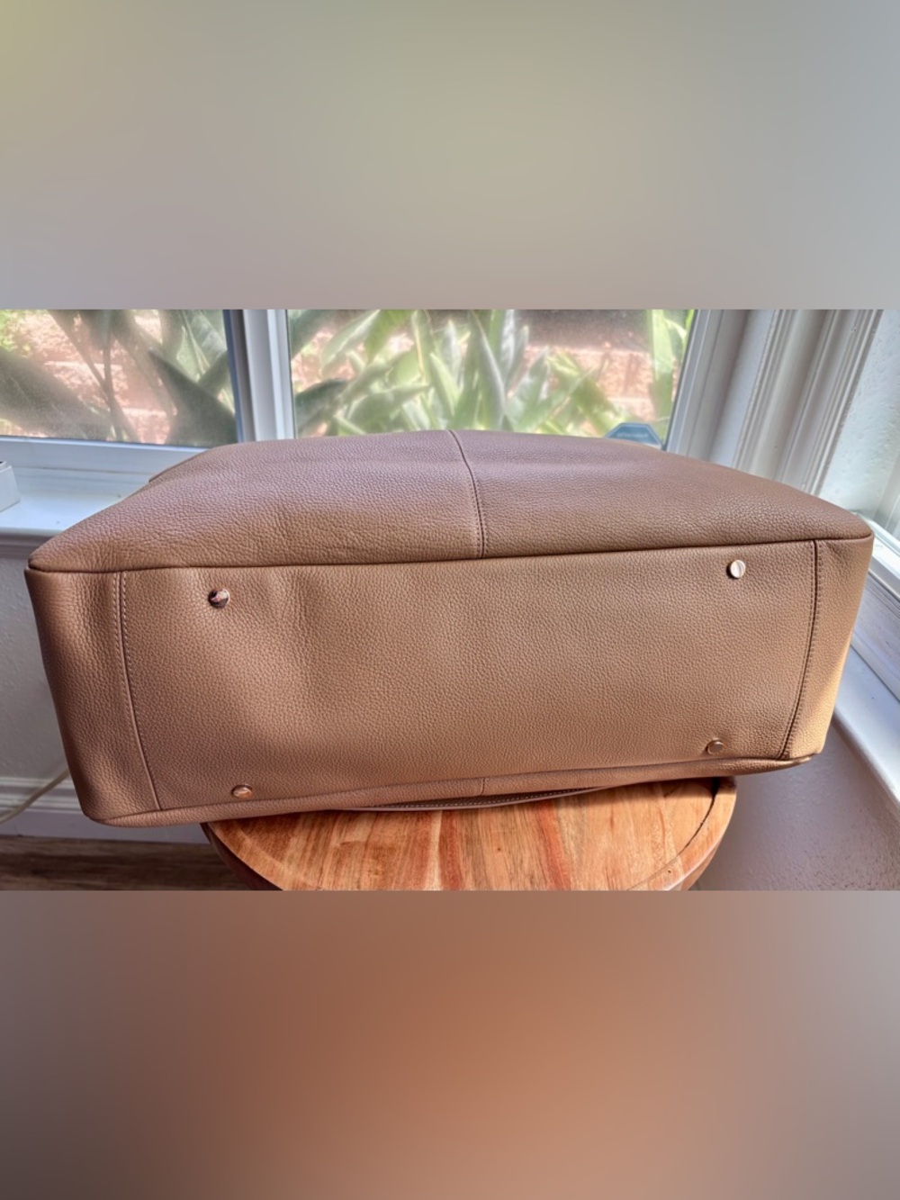 Quince Italian Leather Weekender Bag Golden Tan Travel Duffel Tote NWT - Picture 7 of 9